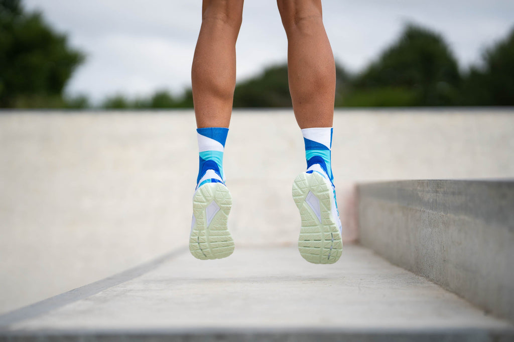 RUNNING POLYGONS BLUE Running High-Cut INCYLENCE