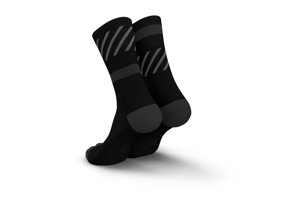RUNNING DISRUPTS BLACK Running High-Cut INCYLENCE
