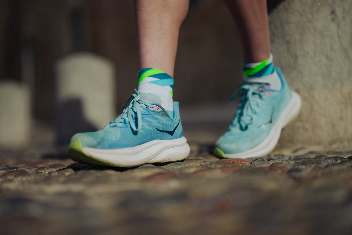 RUNNING LOOPS SHORT WHITE GREEN Running Low-Cut INCYLENCE