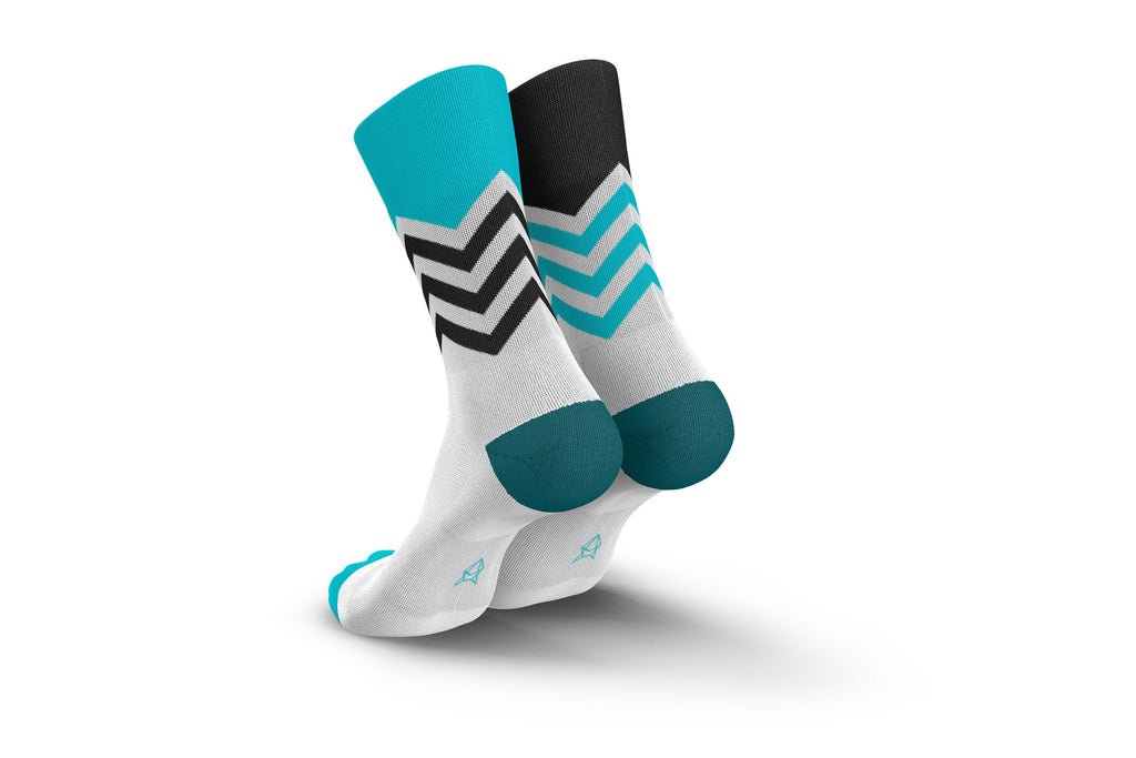 RUNNING VOLTS CYAN BLACK Running High-Cut INCYLENCE
