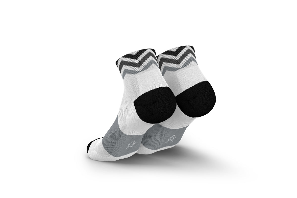 ULTRALIGHT WAVES SHORT WHITE Ultralight Low-Cut INCYLENCE