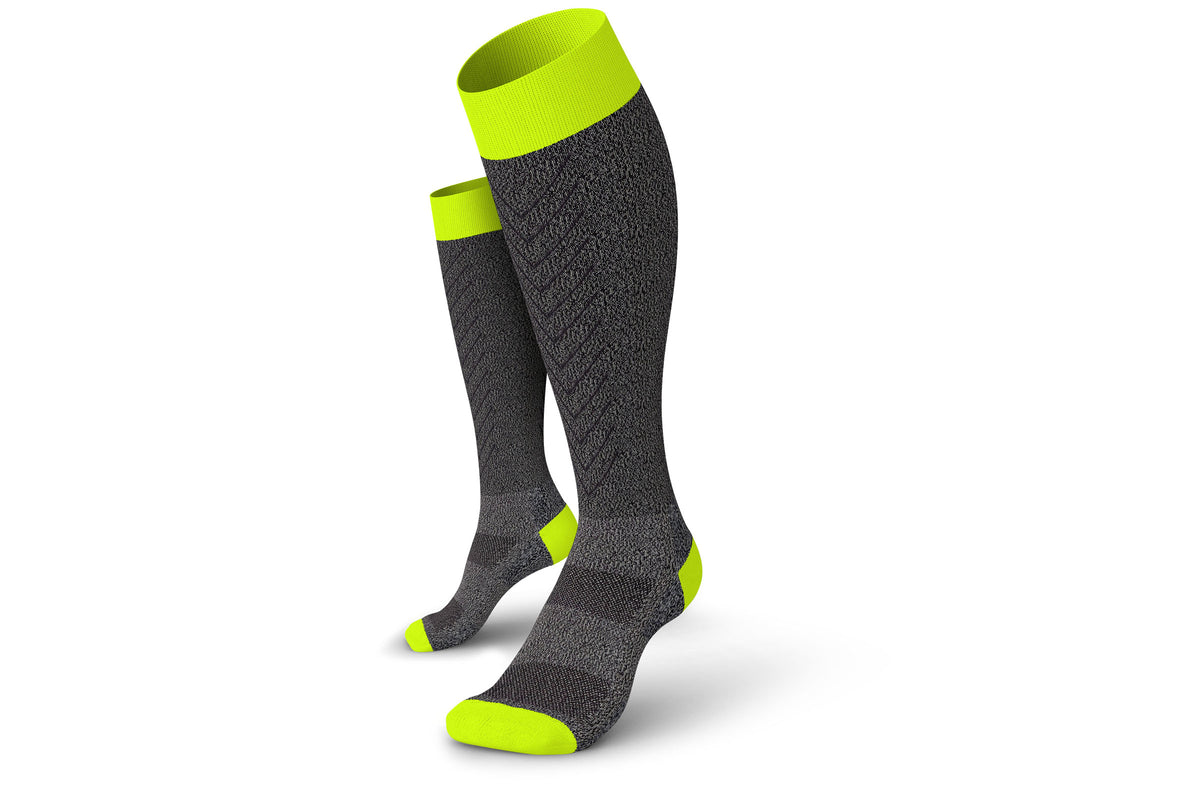RENEWED COMPRESSION V2 DARK GREY CANARY Renewed Compression INCYLENCE