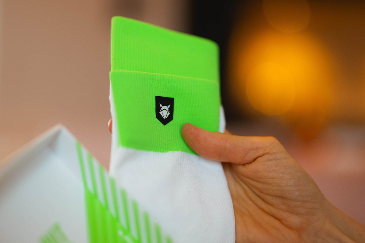 RENEWED COMPRESSION V2 WHITE NEON GREEN Renewed Compression INCYLENCE