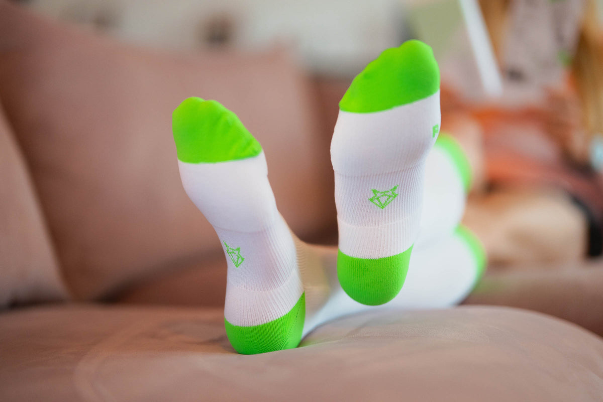 RENEWED COMPRESSION V2 WHITE NEON GREEN Renewed Compression INCYLENCE