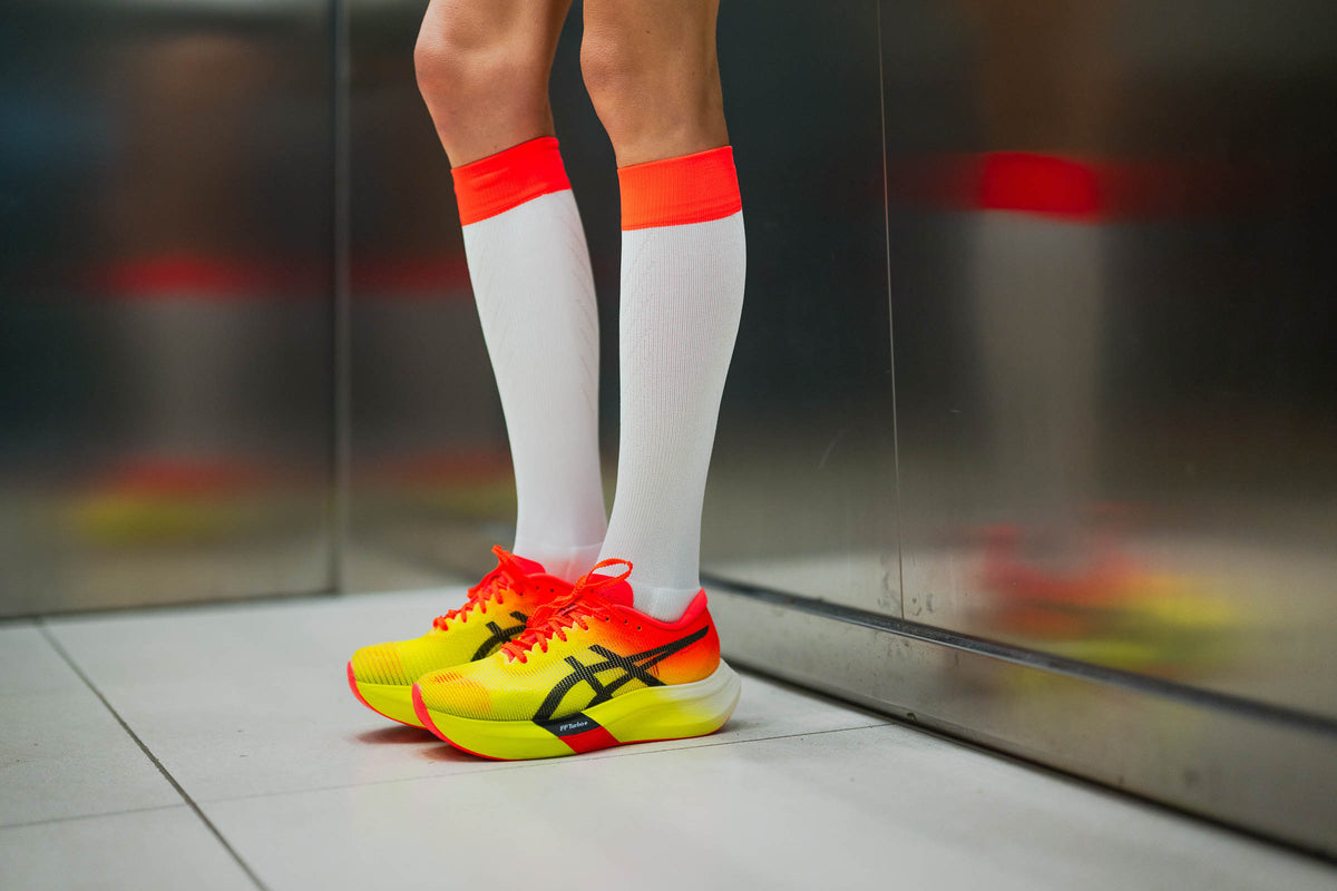 RENEWED COMPRESSION V2 WHITE INFERNO Renewed Compression INCYLENCE