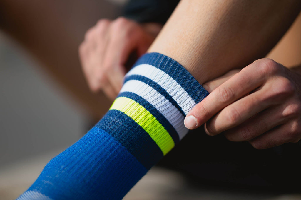 INCYLENCE MERINO STRIVE BLUE CANARY Socks INCYLENCE