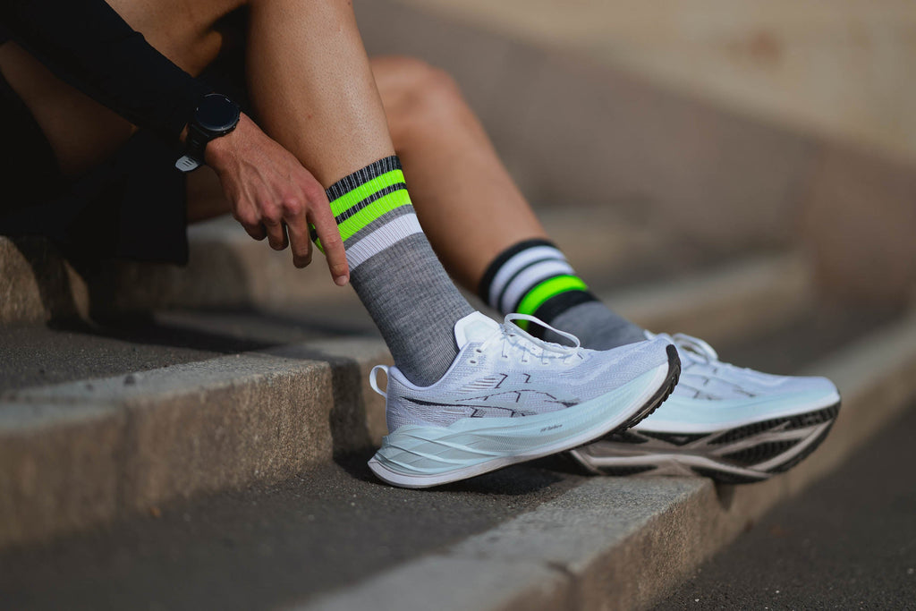 INCYLENCE MERINO STRIVE LIGHT GREY NEON GREEN Socks INCYLENCE   