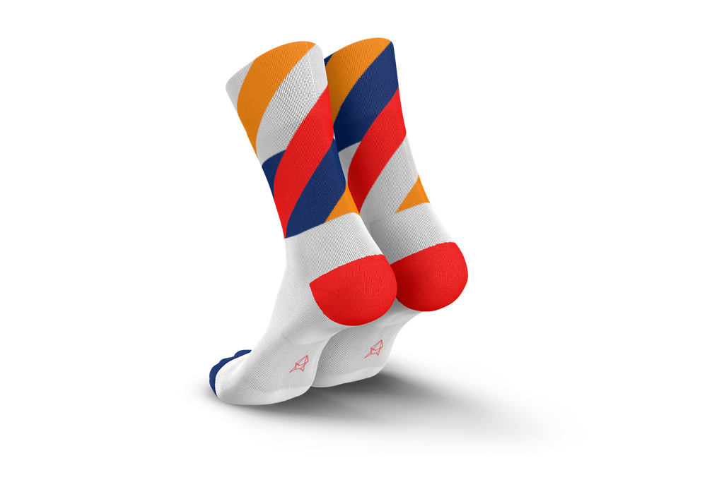 INCYLENCE RUNNING LOOPS WHITE ORANGE INFERNO Socks INCYLENCE