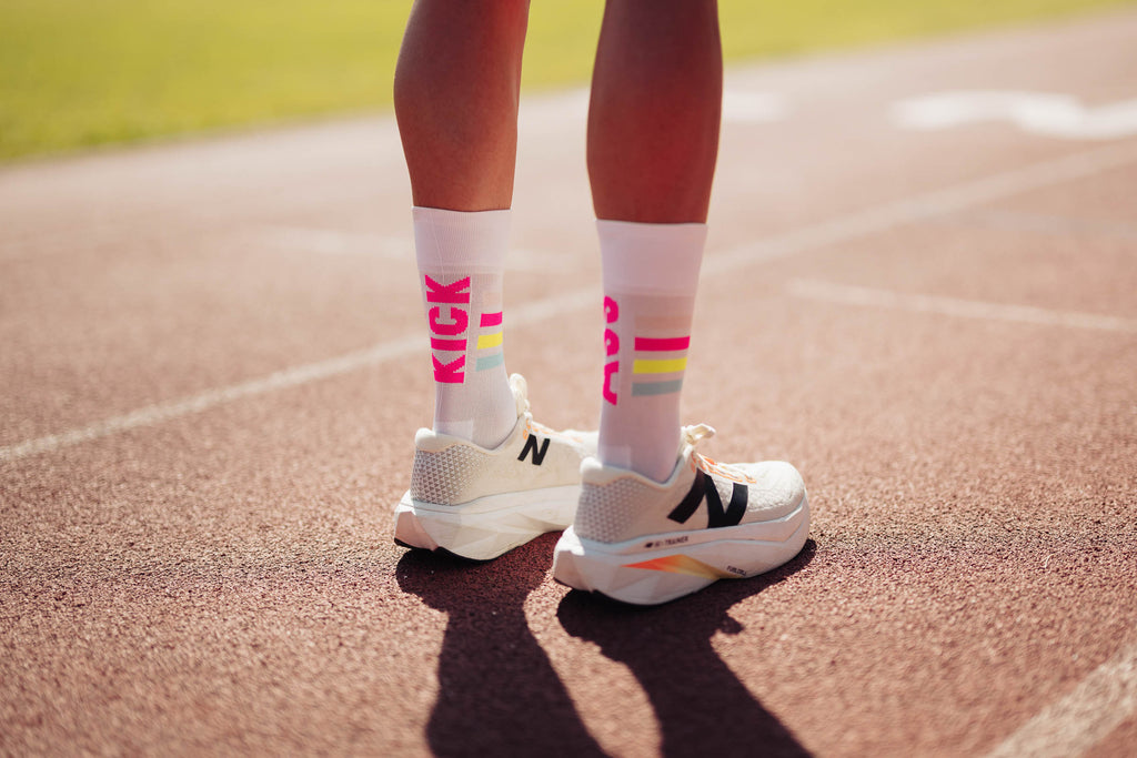 INCYLENCE ULTRALIGHT KICKASS V3 CANARY PINK Socks INCYLENCE