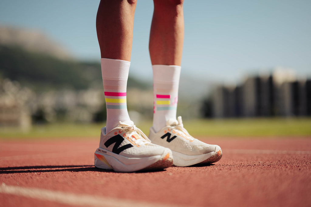INCYLENCE ULTRALIGHT KICKASS V3 CANARY PINK Socks INCYLENCE