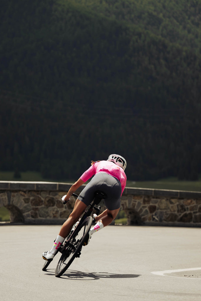 INCYLENCE ULTRALIGHT KICKASS V3 CANARY PINK Socks INCYLENCE